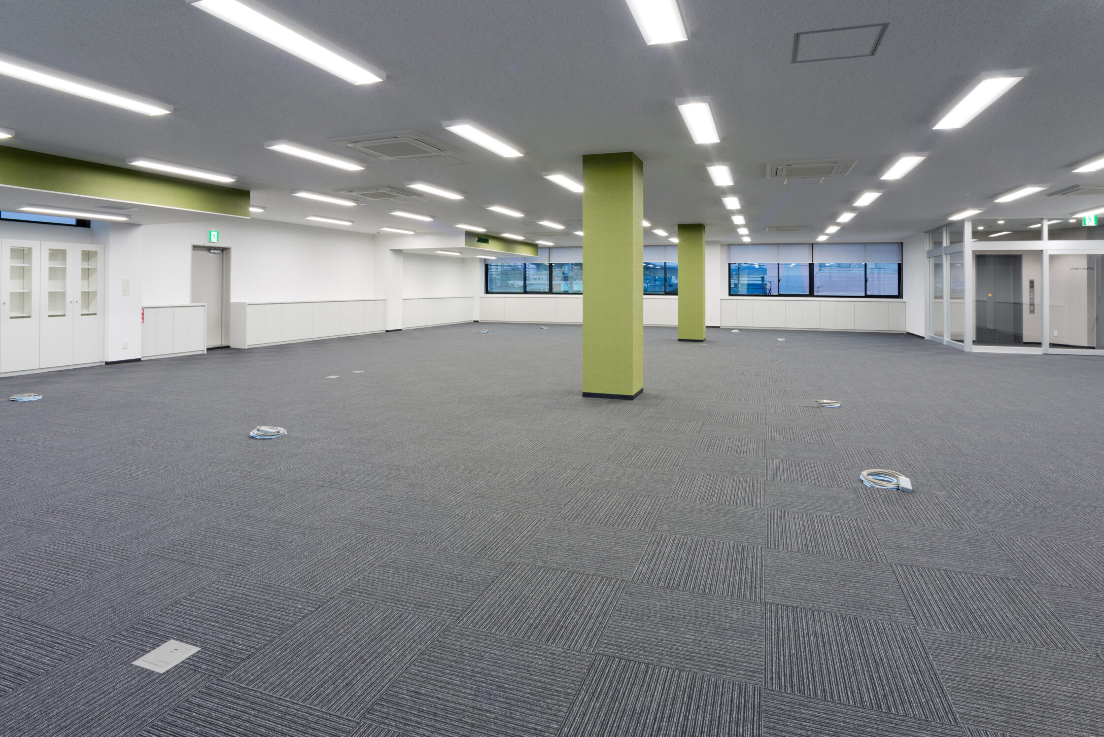 グンエイ　社屋
